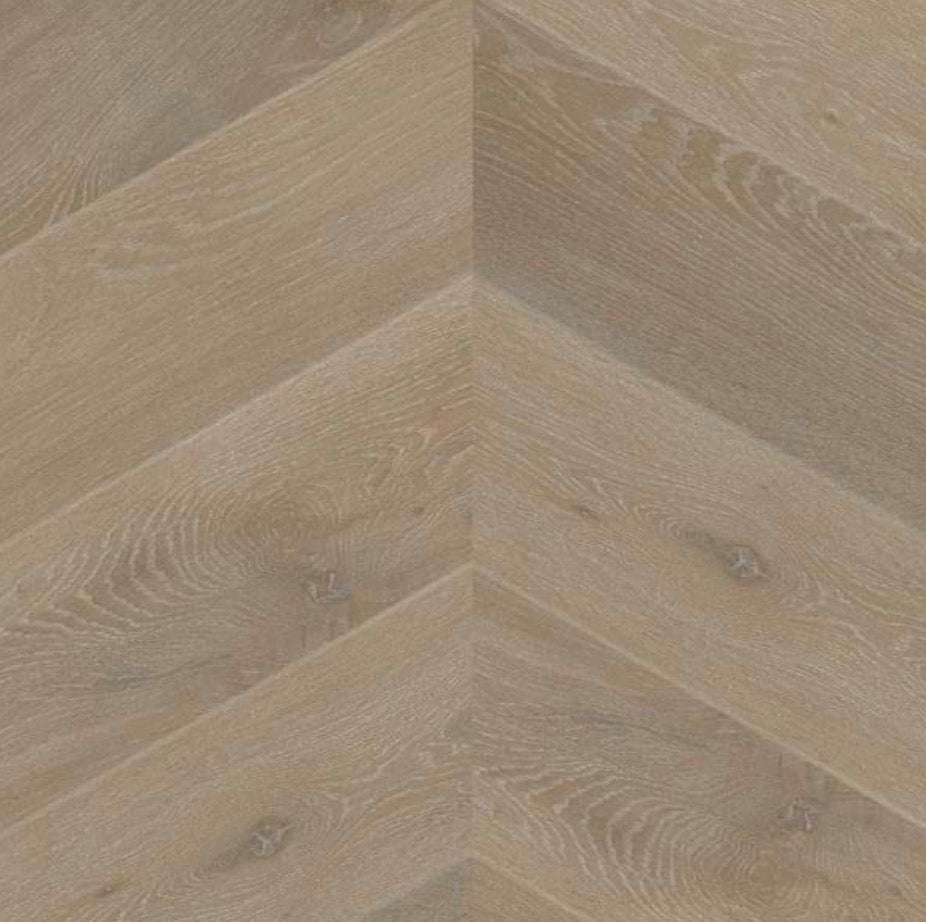 Multipanel Chevron Flooring - Como