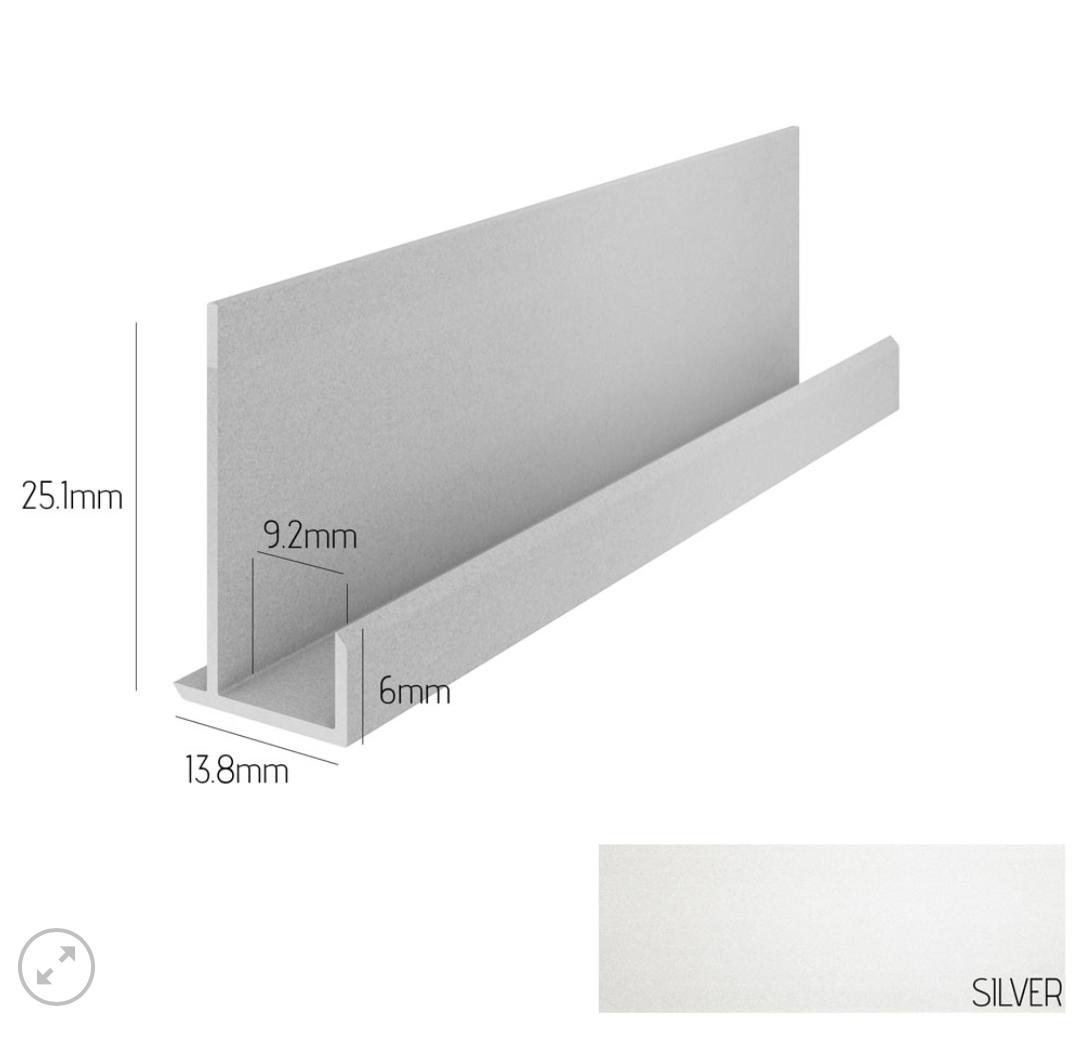 Kerradeco External Angle Trim 2.7m – Silver